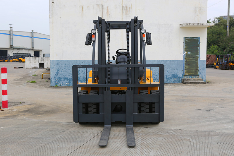 柳工叉車(chē)50H,柳工叉車(chē)60H，柳工叉車(chē)70H