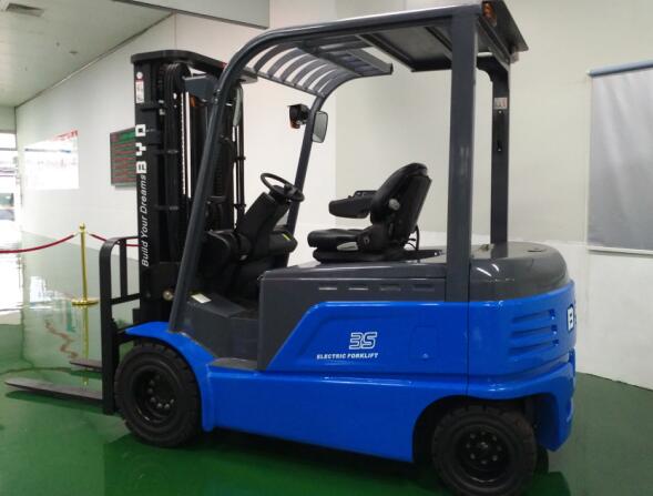 比亞迪叉車(chē)鋰電池成本解析