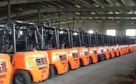 當叉車(chē)出現什么問(wèn)題的時(shí)候需要大修？